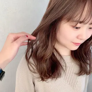 セミロング カラー 🪐脱白髪染め 🪐松尾菜々美のヘアスタイル