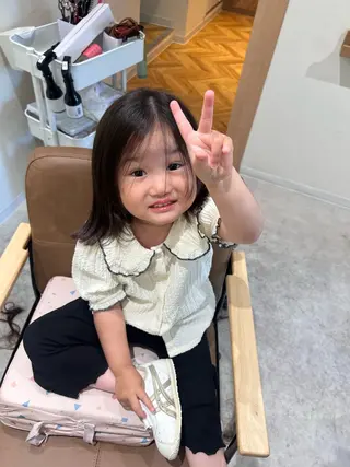 ミディアム Day .1のヘアスタイル