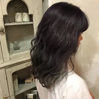 セミロング カラー 井上 日菜乃のヘアスタイル