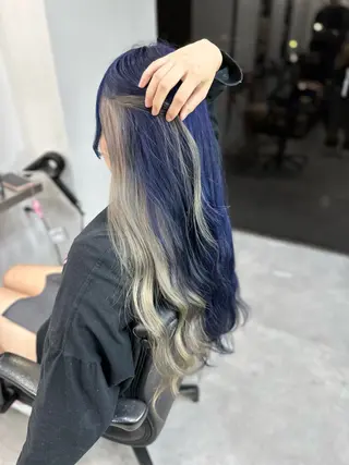 ロング カラー 天野 タイナのヘアスタイル