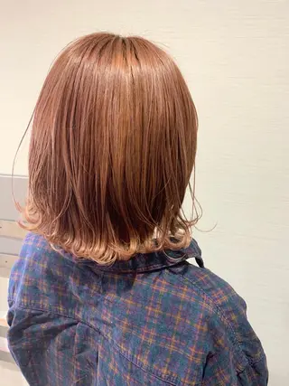 ミディアム カラー 蓮見  友里のヘアスタイル