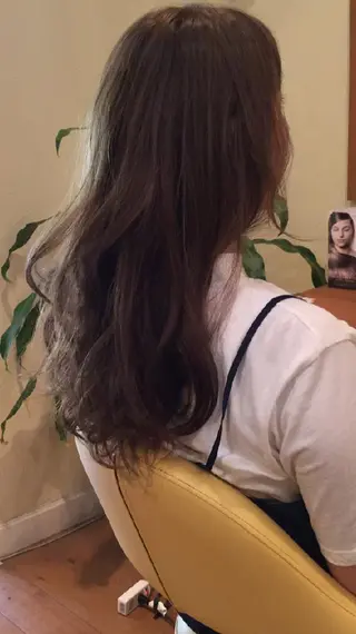 セミロング ロング カラー ヘアアレンジ 丸山 良司のヘアスタイル