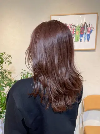 セミロング カラー Takanishi くすみベージュカラーのヘアスタイル