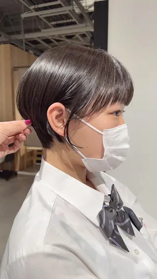 ショート カラー スキバサミを使わない カット🌼唯🌼のヘアスタイル