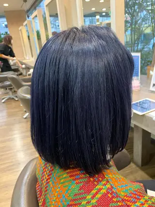 ショート カラー ecru🕊️堀内 眞帆のヘアスタイル