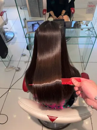 ロング 💈髪質改善特化💈 岡田 侑輝のヘアスタイル
