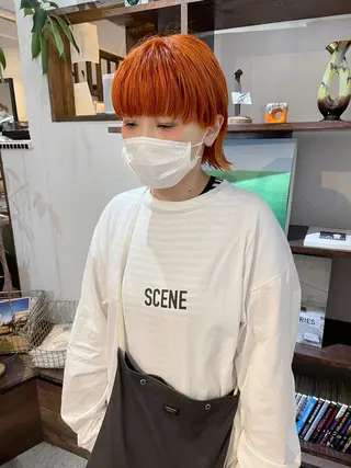 ショート カラー 高橋 愛美のヘアスタイル