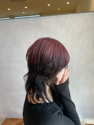 カラー 伊藤 未夢のヘアスタイル