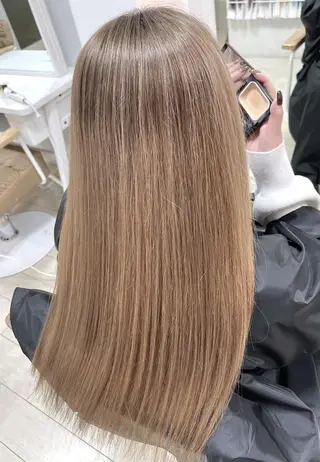 ロング 🩵垢抜け確定🩵 ハイトーン特化🩵のヘアスタイル