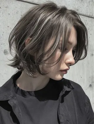 ショート カラー You/透明感カラー レイヤーカット/ボブのヘアスタイル