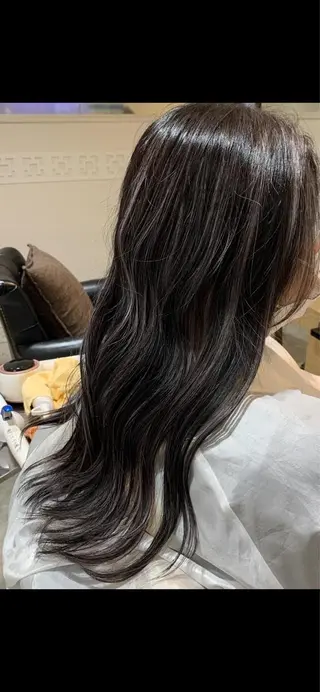 ロング カラー れい🫧 ハイトーン特化のヘアスタイル