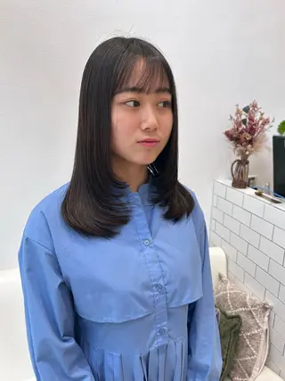 セミロング 堀 日次のヘアスタイル