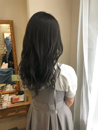 セミロング 髪質改善、縮毛矯正 酸性縮毛矯正のヘアスタイル