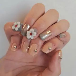ネイル Nail mood デザイン持ち込みokのネイルデザイン