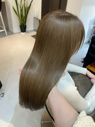 ロング ✨色持ちの良い艶 カラー✨蟹江真世のヘアスタイル