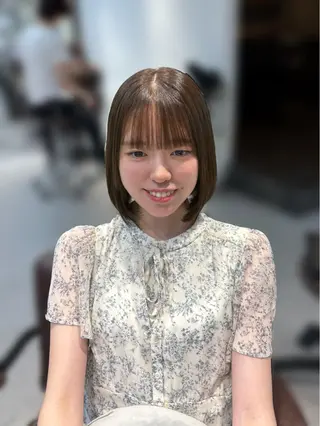 ショート カラー ninaアイドル前髪 ×透明感🎀のヘアスタイル