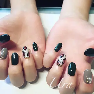 ネイル UrakoNail 《nail》のネイルデザイン