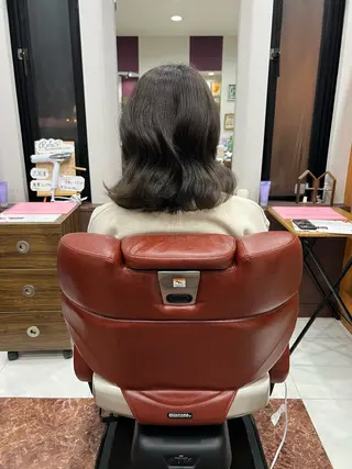 ミディアム カラー 藤田 竜成のヘアスタイル