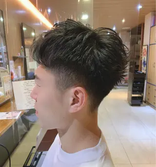 ヘアアレンジ メンズ 韓国風🇰🇷うる艶 レイヤー/海青🫧のヘアスタイル