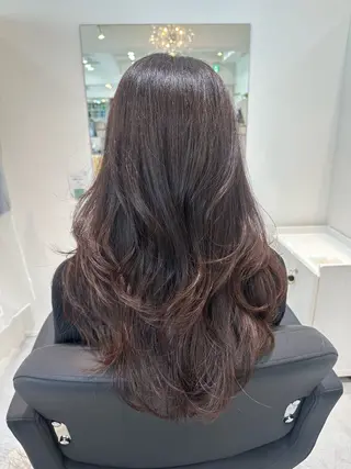 セミロング Emuest心斎橋 SAKIのヘアスタイル