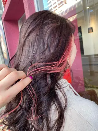 ロング カラー デザインカラー✨新倉 佑奈のヘアスタイル