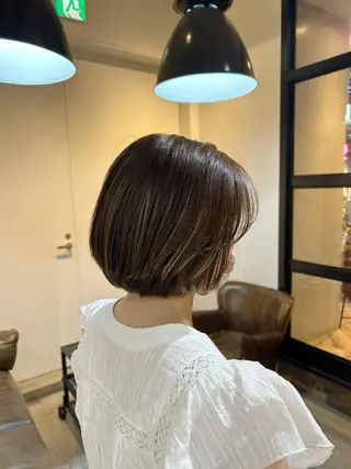 ショート 透明感カラー/ 髪質改善✨️🎀萌愛のヘアスタイル
