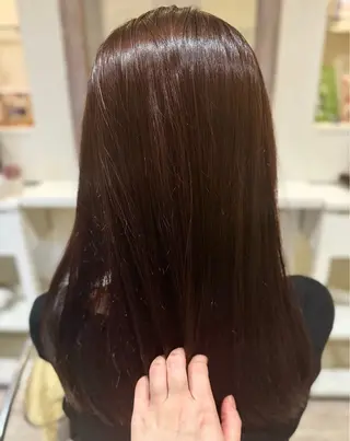 セミロング NICCOLO室見 Erinaのヘアスタイル