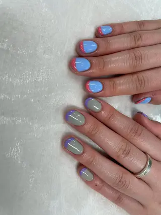 ネイル はばすみれ🎀ﾈｲﾙ 光ﾌｪｲｼｬﾙ ﾍｱのネイルデザイン