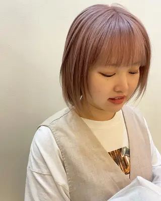ショート カラー ボブ/ミディアム RIONAのヘアスタイル