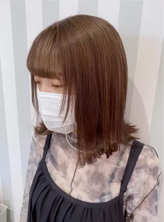 ミディアム カラー 小顔レイヤー/ ベージュ🤍Rieのヘアスタイル