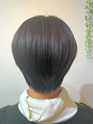 ショート カラー 🐤 ゆい🐓のヘアスタイル