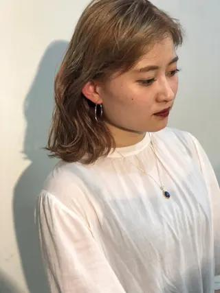 セミロング カラー AYAKA 下北沢suuのヘアスタイル