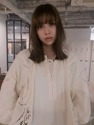 セミロング カラー ヘアアレンジ 🎀suzuna 透明感colorのヘアスタイル