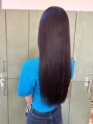 ロング 小嶋 咲輝のヘアスタイル