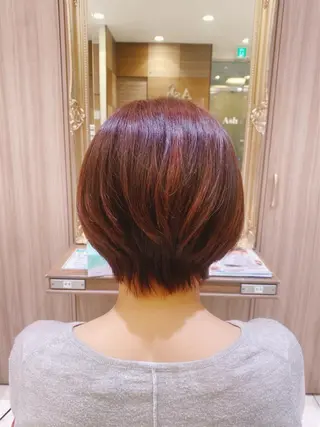 ショート カラー 古川 琴美のヘアスタイル