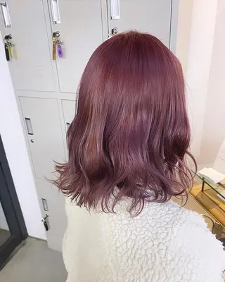 ミディアム カラー パーマ ヘアアレンジ メンズ キッズ ネイル マツエク・マツパ 暖色系/透明感 治野心のヘアスタイル