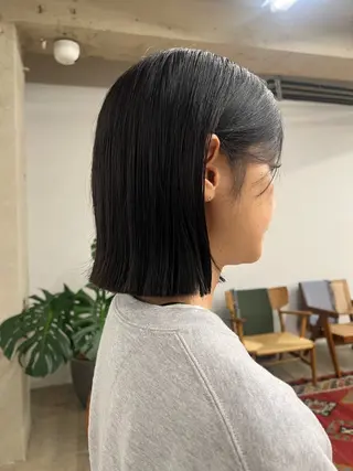 ミディアム 佐久間 萌のヘアスタイル