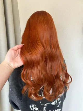 ロング 村上 綾音のヘアスタイル