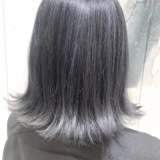 ミディアム カラー カジュアルを女っぽく 𝗮𝘆𝗮𝗰𝗼のヘアスタイル