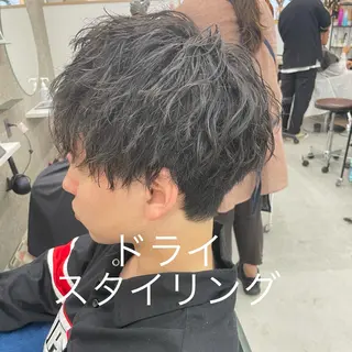 ショート パーマ メンズ Lull1人美容室 バレイヤージュのヘアスタイル