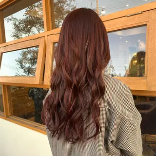 ロング カラー 山本 知佳のヘアスタイル