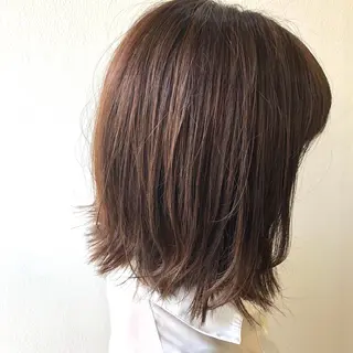 ミディアム カラー 菅沢 奈生のヘアスタイル