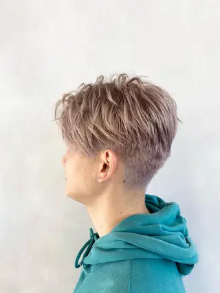 ショート カラー メンズ ハイトーン×レイヤー /遠藤将太のヘアスタイル