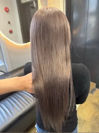 ミディアム カラー かの／GiseL／ ハイトーン／ブリーチのヘアスタイル