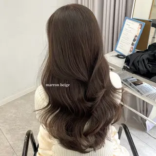 ロング カラー 柔らかオリーブ🌿 HIMARI🌻のヘアスタイル