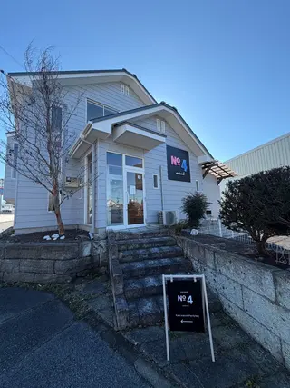 ロング no4ナチュラル戸祭所属・山越 美裕樹のヘアスタイル