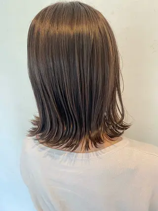 ミディアム カラー 伊藤 さやかのヘアスタイル