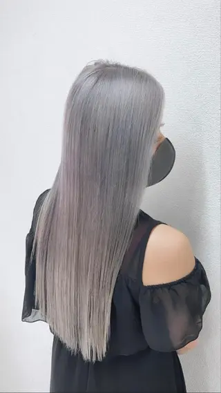 ロング カラー マテリアル 中央駅店のヘアスタイル