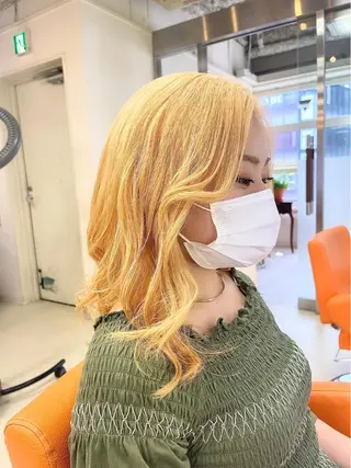 セミロング カラー ヘアアレンジ 鶴﨑 美優亜のヘアスタイル