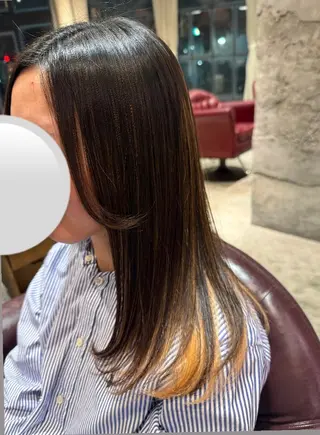 ミディアム 高橋 葵のヘアスタイル